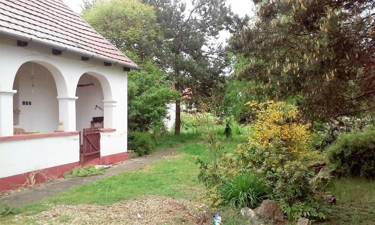 Gádoros Vendégház Hotel Egerszalók Exterior foto