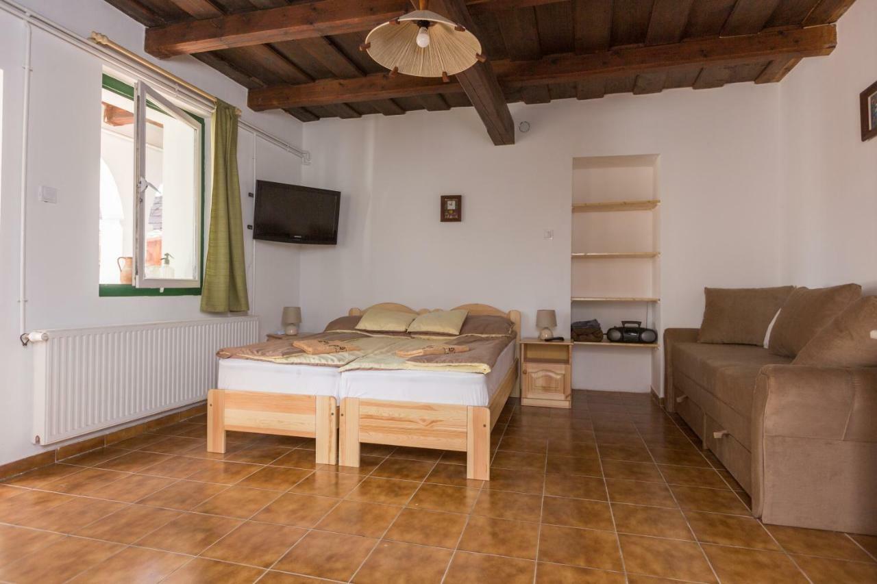Gádoros Vendégház Hotel Egerszalók Exterior foto