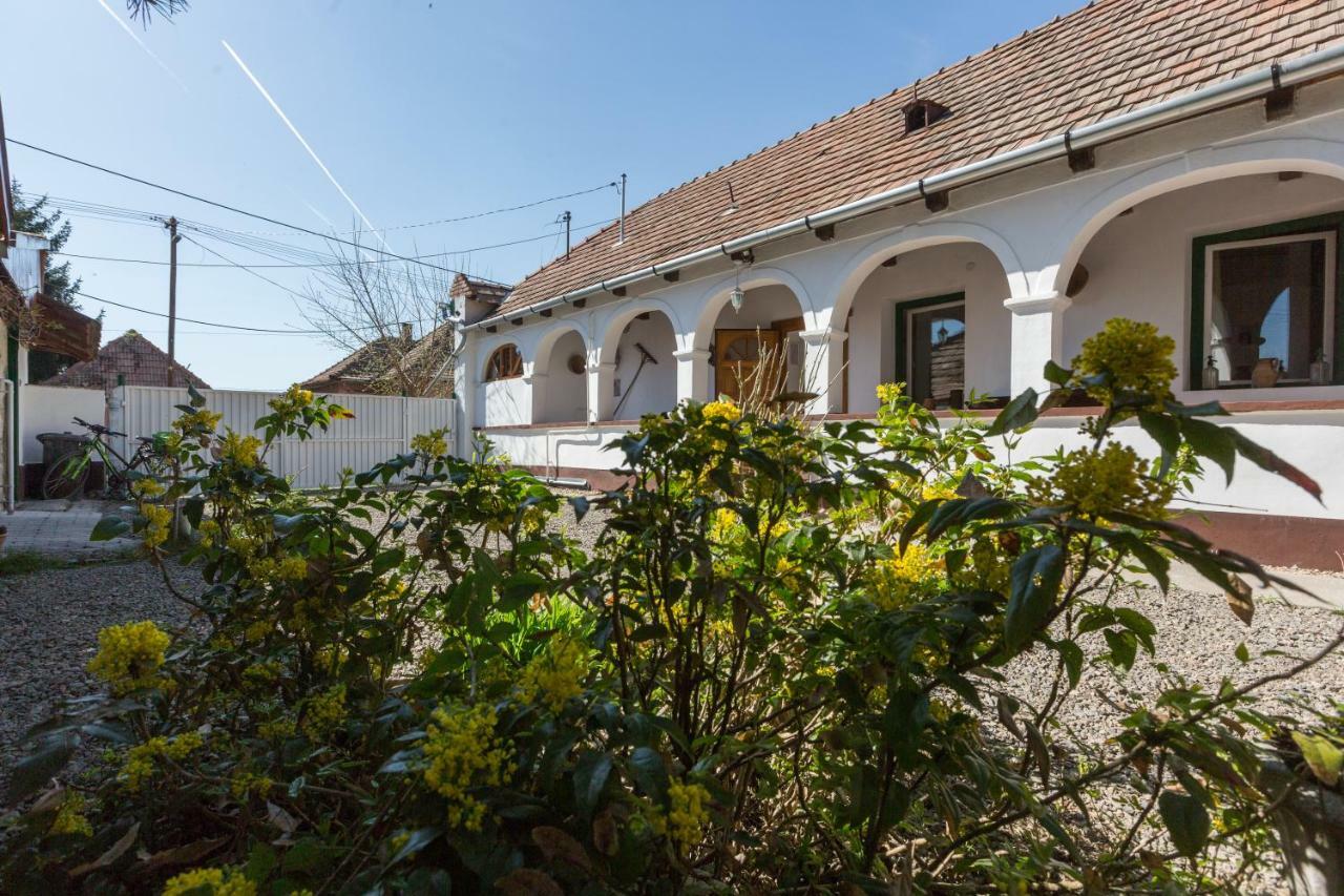 Gádoros Vendégház Hotel Egerszalók Exterior foto